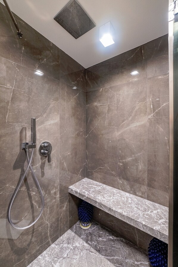 Hair dryer, towels