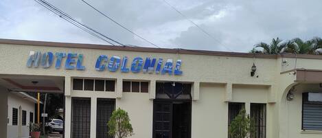 Overnatningsstedets facade