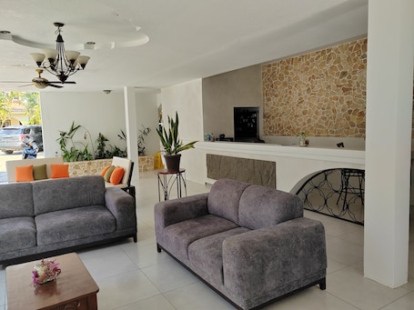 智能电视. 殖民酒店