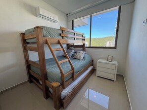 3 Schlafzimmer, Bügeleisen/Bügelbrett, WLAN, Bettwäsche