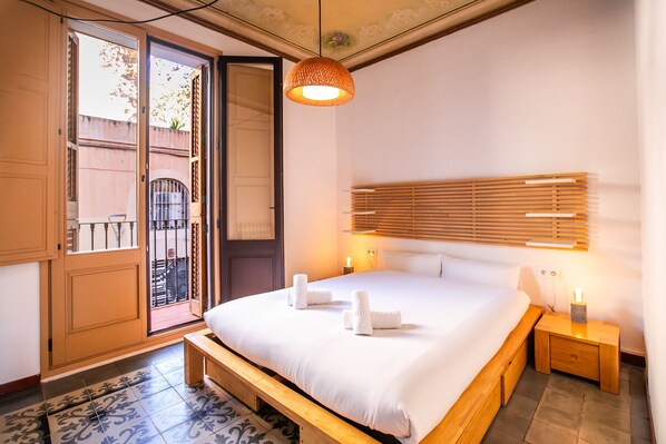 2 chambres, fer et planche à repasser, Wi-Fi gratuit, draps fournis