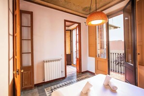 3 Schlafzimmer, Bügeleisen/Bügelbrett, Internetzugang, Bettwäsche