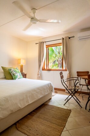 5 bedrooms, in-room safe, iron/ironing board