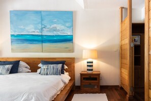 5 Schlafzimmer, Zimmersafe, Bügeleisen/Bügelbrett