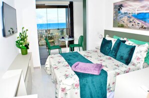 1 chambre, fer et planche à repasser, Wi-Fi, draps fournis
