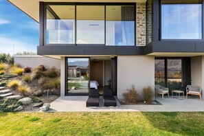 Exterior - Ridgecrest - Lake Views - Sleeps 12 (Wanaka)