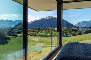 Luxury Villa, 6 Bedrooms, Lake View | Mountain view