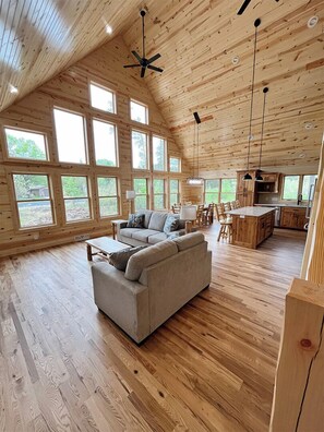 Chimenea y futbolito 