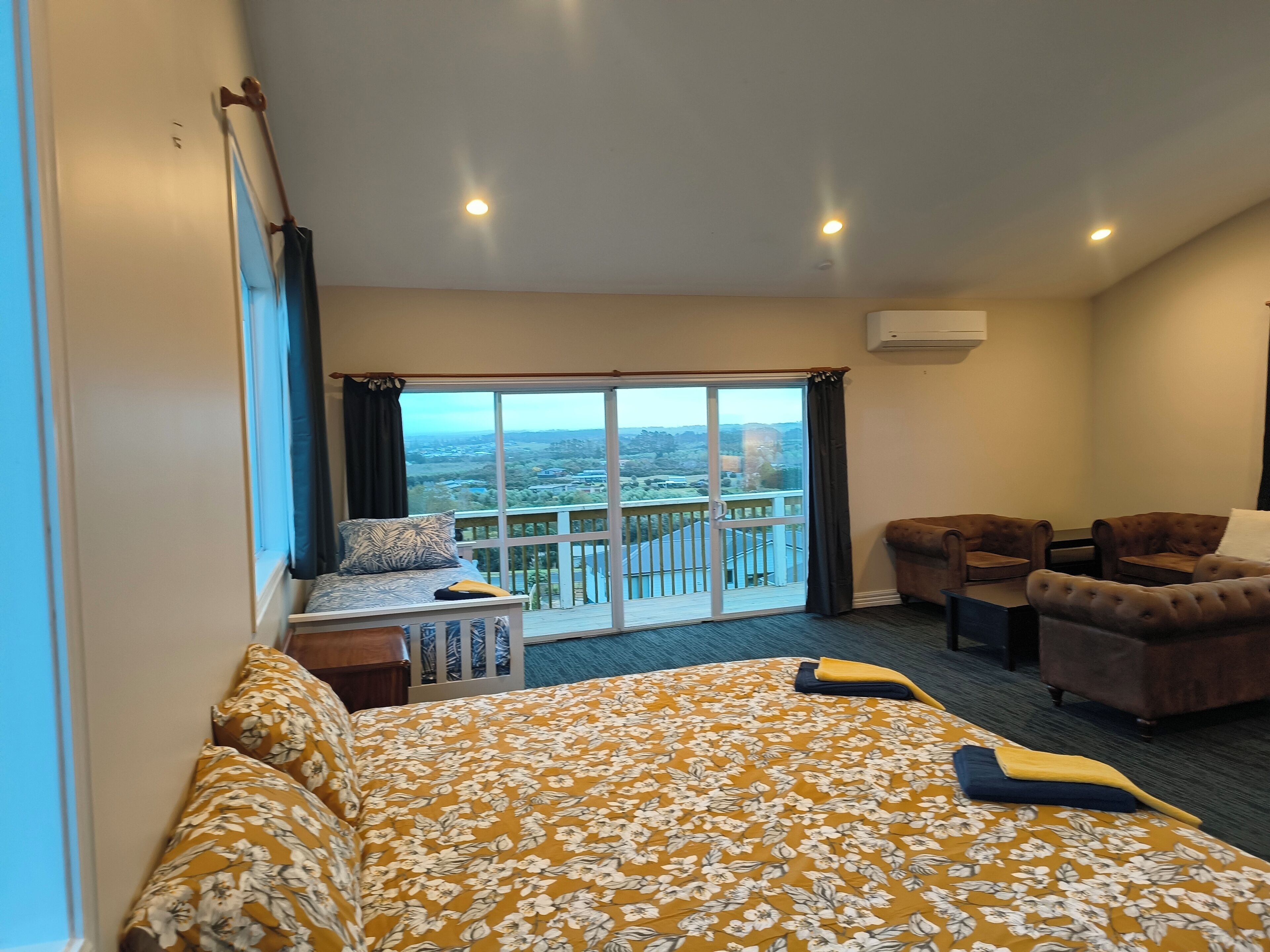 5 chambres, Wi-Fi, draps fournis