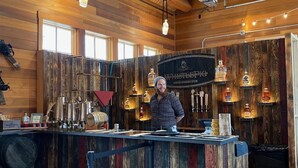 Bar (en la propiedad)