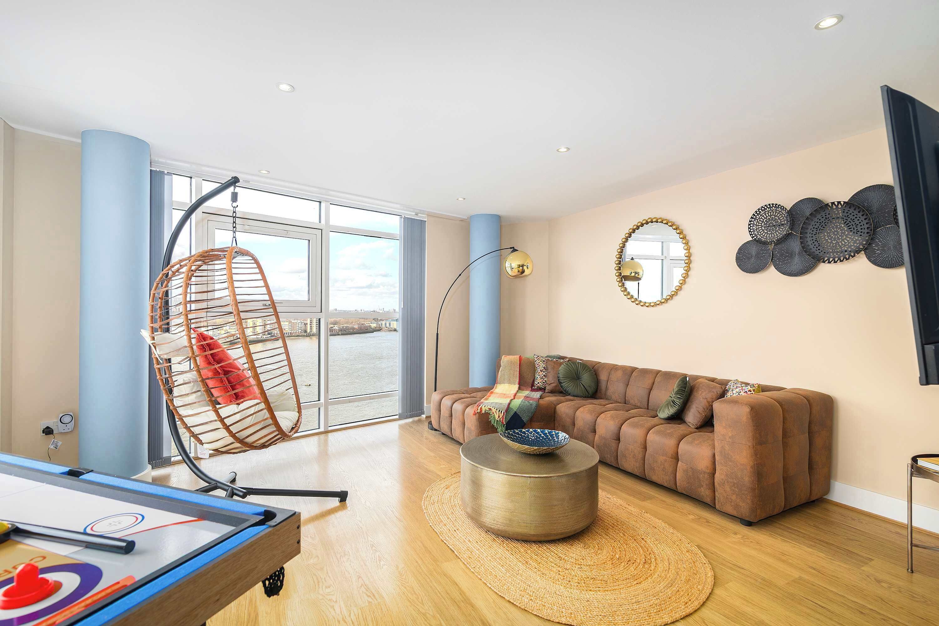 TV connectée, espaces bureaux
