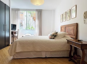 3 soveværelser, skrivebord, strygejern/strygebræt, gratis Wi-Fi