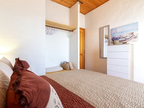 3 bedrooms