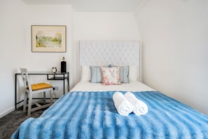 Property amenity - Spacious London stay -3 Bedroom property (London)