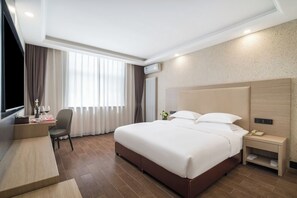 Superior Single Room | Select Comfort beds, desk, laptop workspace, blackout drapes - LAN WAN INTERNATIONAL  HOTEL (Beijing)