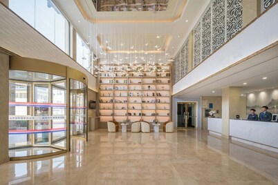 LAN WAN INTERNATIONAL  HOTEL
