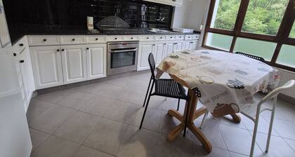 33A02 Amplio Apartamento en Tuilla
