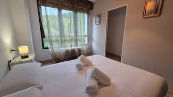 3 Schlafzimmer, Bügeleisen/Bügelbrett, kostenloses WLAN, Bettwäsche