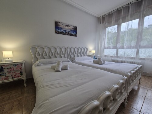 33A02 Amplio Apartamento en Tuilla