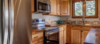 Sage Retreat- Your Wyoming Home Away from Home!