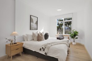 2 chambres, bureau, fer et planche à repasser, Wi-Fi gratuit