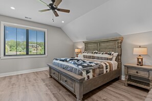 8 Schlafzimmer, Schreibtisch, kostenloses WLAN, Bettwäsche
