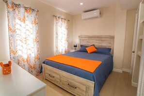 2 habitaciones, tabla de planchar con plancha, wifi y ropa de cama