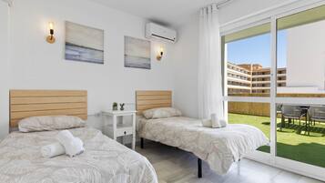 3 chambres, fer et planche Ă repasser, accĂšs Internet, draps fournis