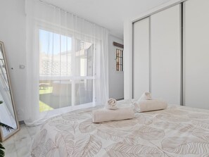 3 Schlafzimmer, Bügeleisen/Bügelbrett, Internetzugang, Bettwäsche