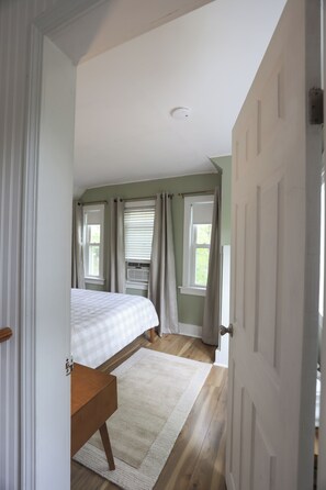 2 chambres, fer et planche Ă repasser, Wi-Fi gratuit, draps fournis