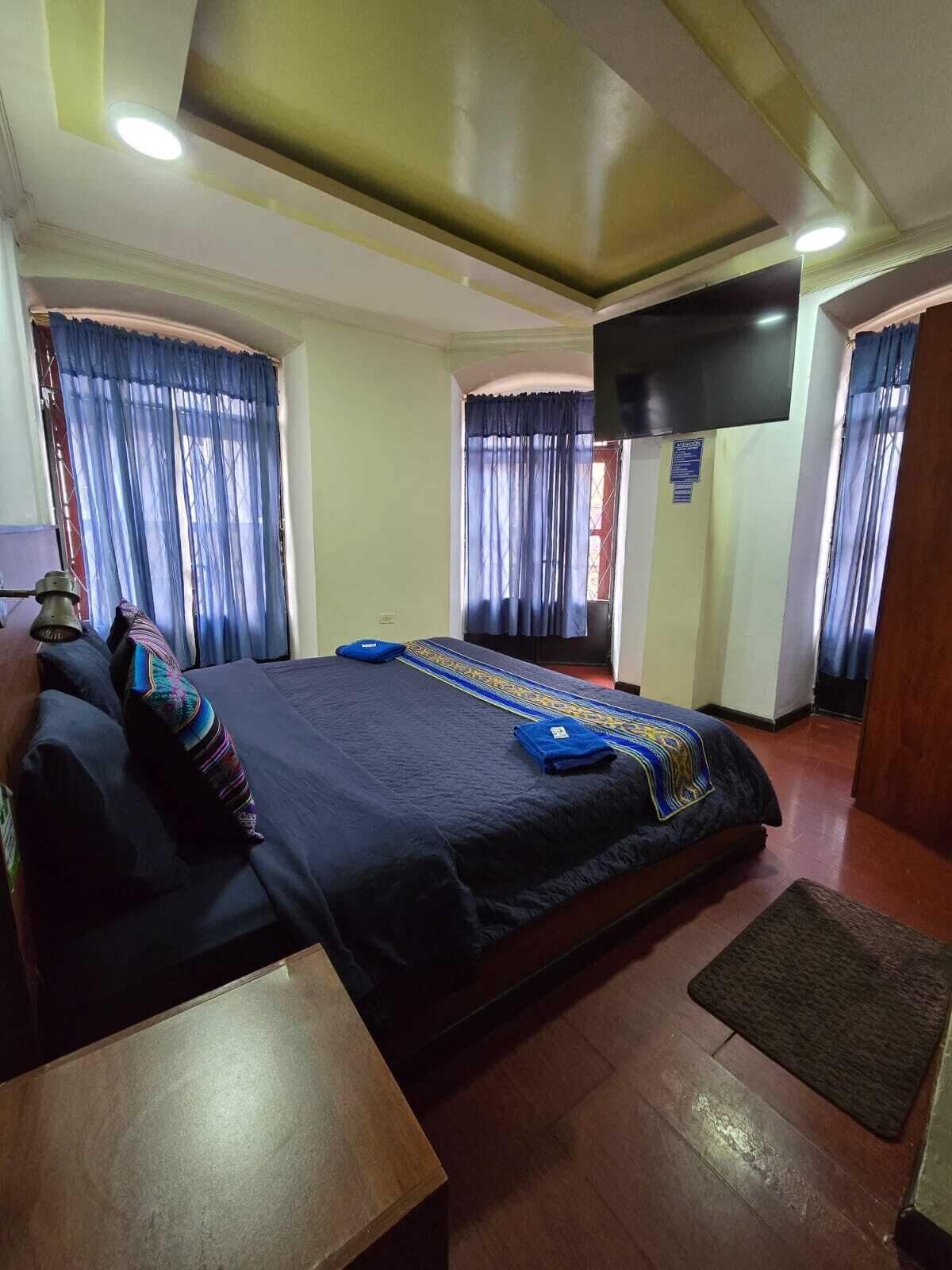 Habitación, 1 cama King size, baño privado | Wifi gratis 