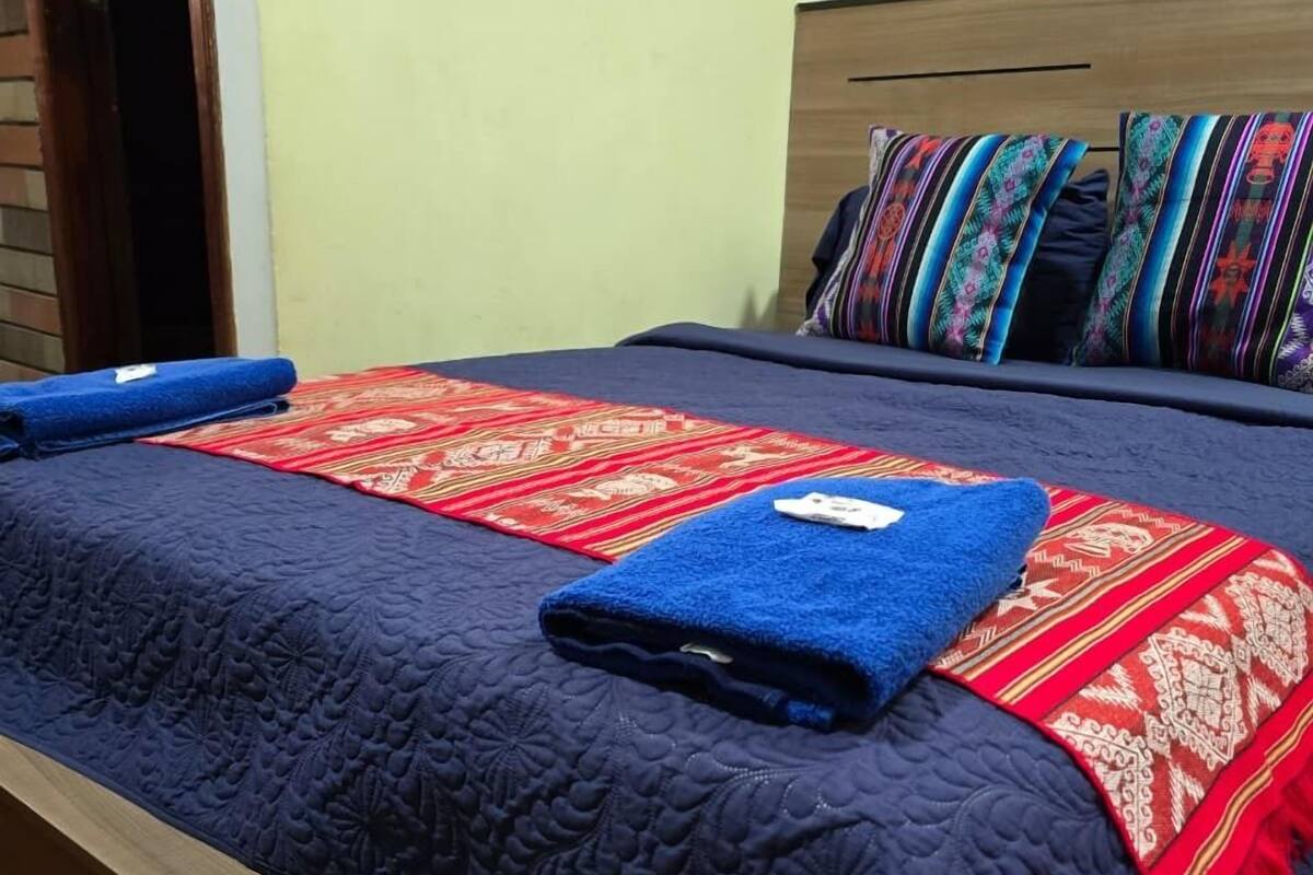 Habitación, 1 cama de matrimonio, baño privado | Wifi gratis