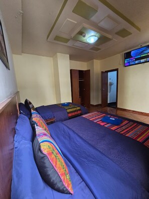 Free WiFi - Hostal History Boutique (Quito)