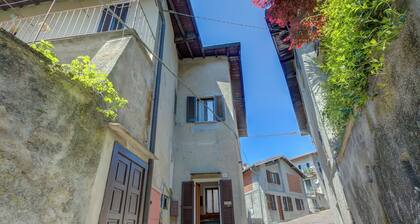Casa Gio, Laveno Mombello, Italy