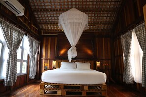 Double Room, Garden View | Free WiFi - Vamxang Rustic Home (Can Tho)