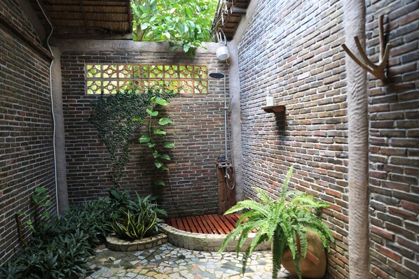 Bathroom - Vamxang Rustic Home (Can Tho)