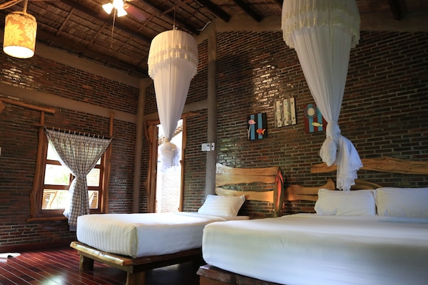 Deluxe Triple Room, Garden View | Free WiFi