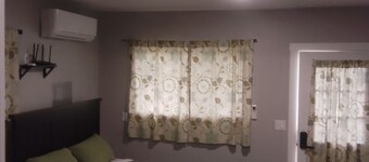 Charming studio with AC and WiFi in pleasant Gervais.