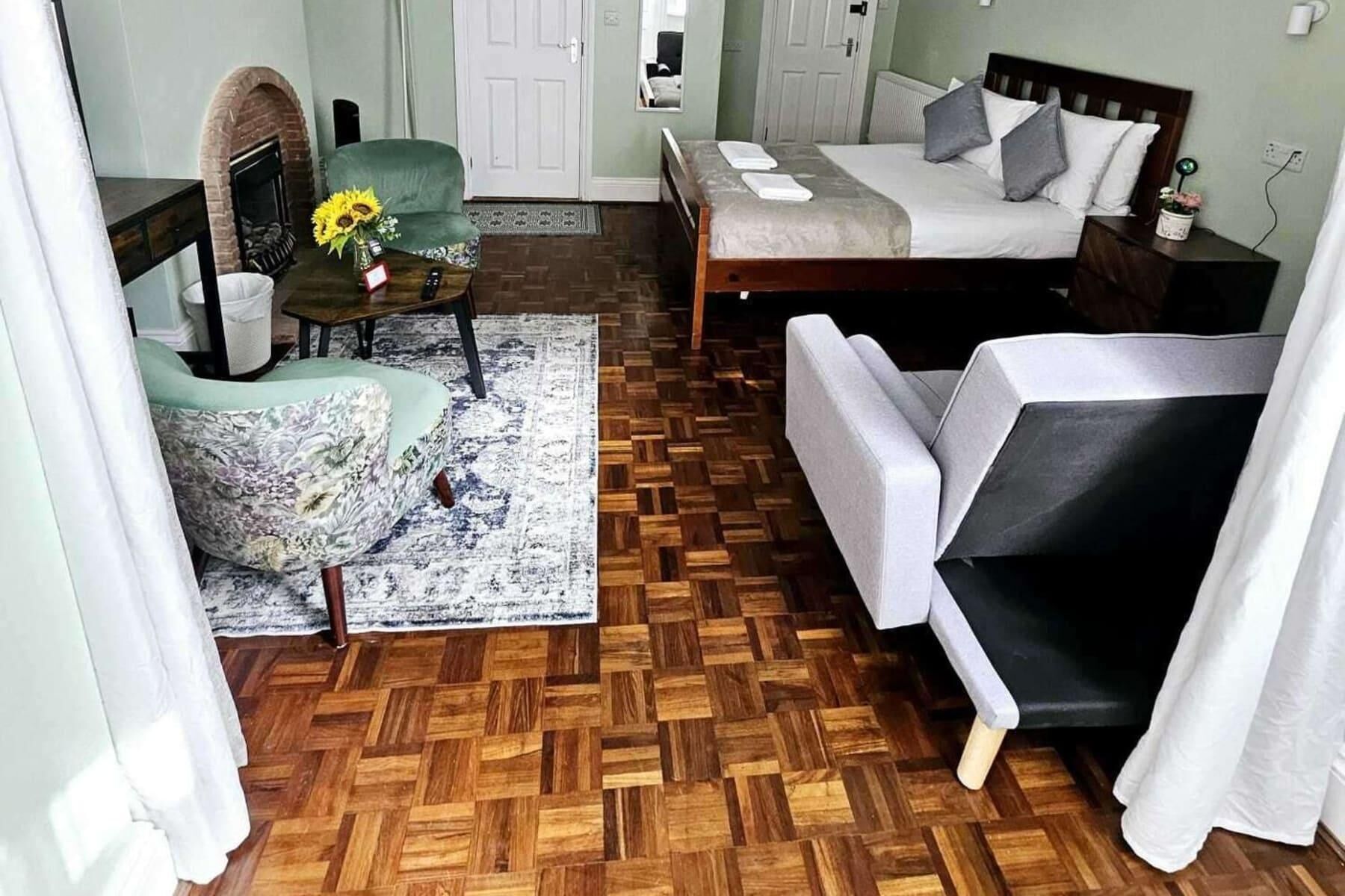 2 bedrooms, WiFi, bed sheets