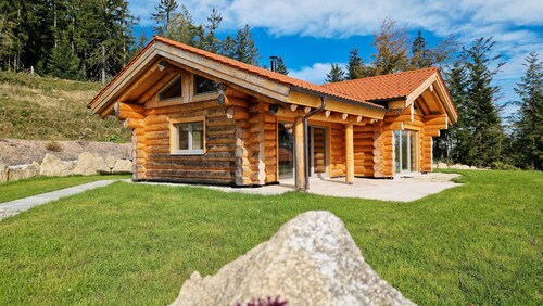 Chalet '-Sofi' with Mountain View, Private Garden and Wi-Fi