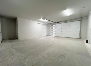 Interior - MONKEY ISLAND LAKE VIEW CONDO, DECK WITH FIRE PIT+GRILL East (Afton)