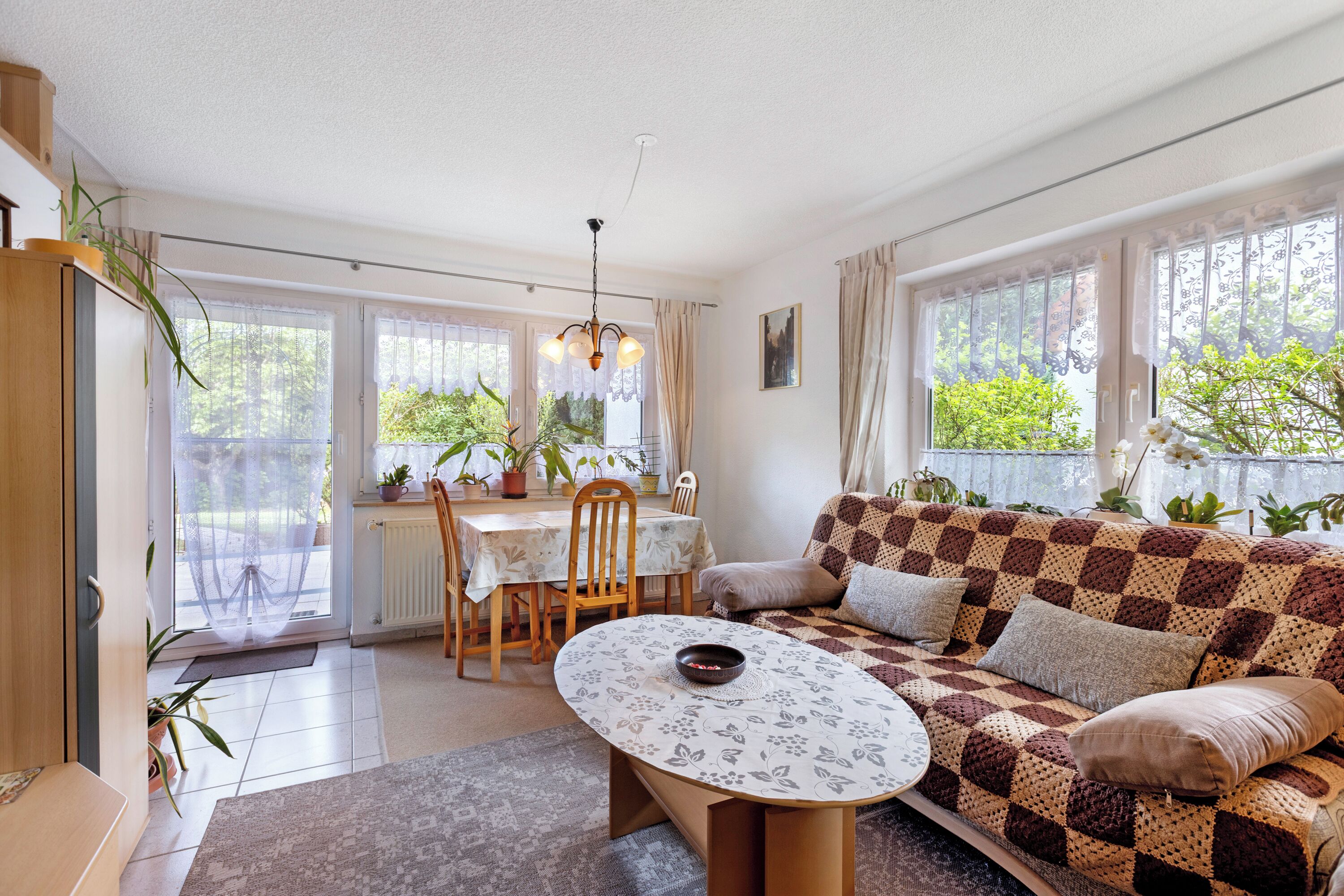 Fernseher, Stereoanlage