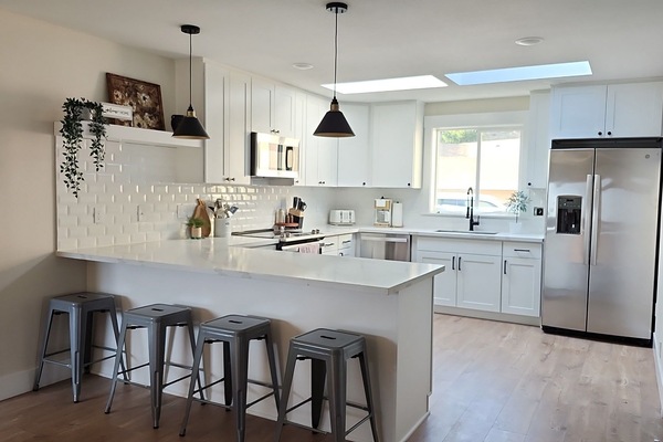 Microwave, oven, stovetop, dishwasher