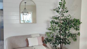 Smart TV, fireplace, table football, ping pong