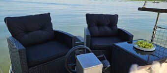 Glamping Tent with Private Garden, Terrace, and Wi-Fi