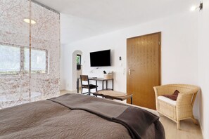 1 makuuhuone, silitysrauta/-lauta, ilmainen Wi-Fi, vuodevaatteet