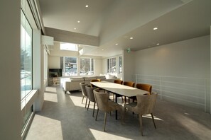 Luxury Villa, Mountain View | In-room dining - Mk House (Hakuba)