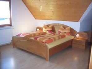 2 bedrooms, free WiFi, bed sheets