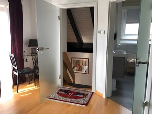 Interior - Holiday Apartment 'Peperoni' with Private Garden and Wi-Fi (Moos)