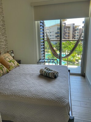 2 bedrooms, desk, iron/ironing board, free WiFi - Beachfront getaway : Swimming pools : The best sunsets : Caracol Beach (Chame)